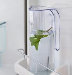 Mepal Flow Waterkan - 1,5 L - Helder 8 Mepal Flow Waterkan - 1,5 L - Helder -Bekerwinkel 1143x1200