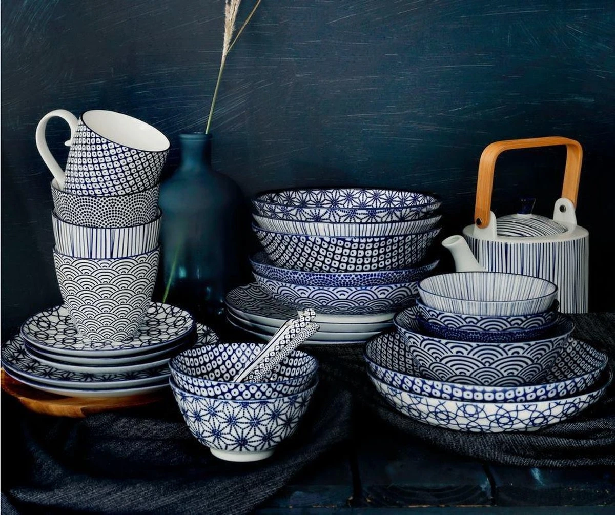 Tokyo Design Studio Nippon Blue Espresso Serviesset - 6 Personen - 18 Stuks - Porselein 4 Tokyo Design Studio Nippon Blue Espresso Serviesset - 6 Personen - 18 Stuks - Porselein - Afbeelding 2