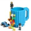 Merkloos Build On Brick Mug - Licht Blauw - 350 Ml - Bouw Je Eigen Mok Met Bouwsteentjes - BPA Vrije Drinkbeker Cadeau Voor Kinderen Of Volwassenen - Koffie Thee Limonade Of Andere Dranken - Pennenbeker - Creatief Accessoire Voor Op Bureau -HnD -Bekerwinkel 1200x1144 2