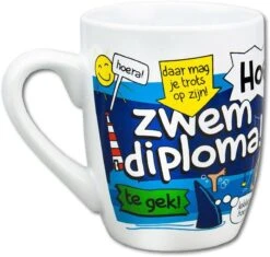 Paperdreams - Cartoonmok - Zwemdiploma 12 Paperdreams - Cartoonmok - Zwemdiploma -Bekerwinkel 1200x1144 3