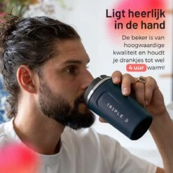 Triple J® Koffiebeker To Go - Thermosbeker - BPA & Lekvrij - 380ml - Blauw 11 Triple J® Koffiebeker To Go - Thermosbeker - BPA & Lekvrij - 380ml - Blauw -Bekerwinkel 1200x1200 473