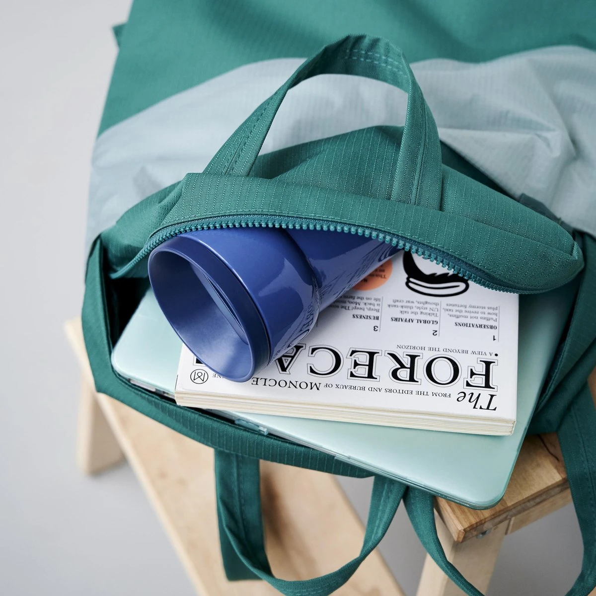 Mepal Isoleerbeker Ellipse 375 Ml – Houdt Je Drankje 4 Uur Warm En 8 Uur Koud – Nordic Denim – Koffiebeker To Go – Lekdicht – Thermosbeker 5 Mepal Isoleerbeker Ellipse 375 Ml – Houdt Je Drankje 4 Uur Warm En 8 Uur Koud – Nordic Denim – Koffiebeker To Go – Lekdicht – Thermosbeker - Afbeelding 3