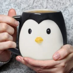 Balvi Drinkbeker Penguin Pingo Zwart Keramiek 11 Balvi Drinkbeker Penguin Pingo Zwart Keramiek -Bekerwinkel 1200x1200 727