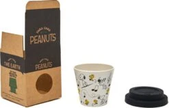 Quy Cup - 90ml Ecologische Reis Beker - Espressobeker “Peanuts Snoopy Music” Met Zwarte Siliconen Deksel 18 Quy Cup - 90ml Ecologische Reis Beker - Espressobeker “Peanuts Snoopy Music” Met Zwarte Siliconen Deksel -Bekerwinkel 1200x768