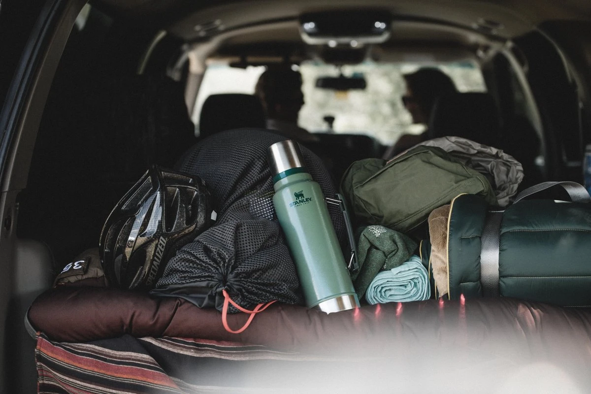 Stanley The Legendary Classic Bottle 1,40L - Thermosfles - Hammertone Green 4 Stanley The Legendary Classic Bottle 1,40L - Thermosfles - Hammertone Green - Afbeelding 3