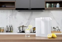 Philips Water Instant Water Filter - 3 L Inhoud, 1 L/min Snelle Doorstroming, Oplaadbaar Via USB-C -Bekerwinkel 1200x802 1