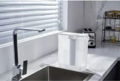 Philips Water Instant Water Filter - 3 L Inhoud, 1 L/min Snelle Doorstroming, Oplaadbaar Via USB-C -Bekerwinkel 1200x806 1