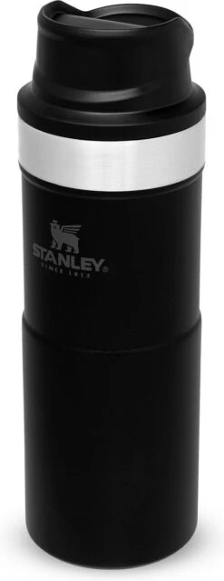 Stanley Trigger-Action Travel Mug 0.35L - Thermosfles - Matt Black 34 Stanley Trigger-Action Travel Mug 0.35L - Thermosfles - Matt Black -Bekerwinkel 464x1200