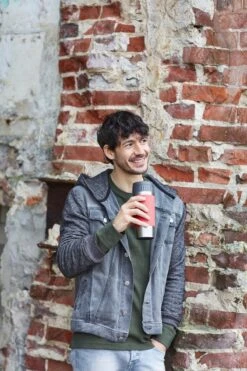 Tefal Travel Mug Easy Twist Thermobeker - Koraalrood - 0,36 Liter 17 Tefal Travel Mug Easy Twist Thermobeker - Koraalrood - 0,36 Liter -Bekerwinkel 800x1200 9