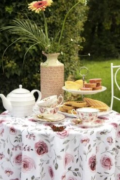 Clayre & Eef Kop En Schotel 200 Ml Roze Wit Porselein Rond Bloemen Servies Cadeau Voor Haar Cappuccino 17 Clayre & Eef Kop En Schotel 200 Ml Roze Wit Porselein Rond Bloemen Servies Cadeau Voor Haar Cappuccino -Bekerwinkel 801x1200 3